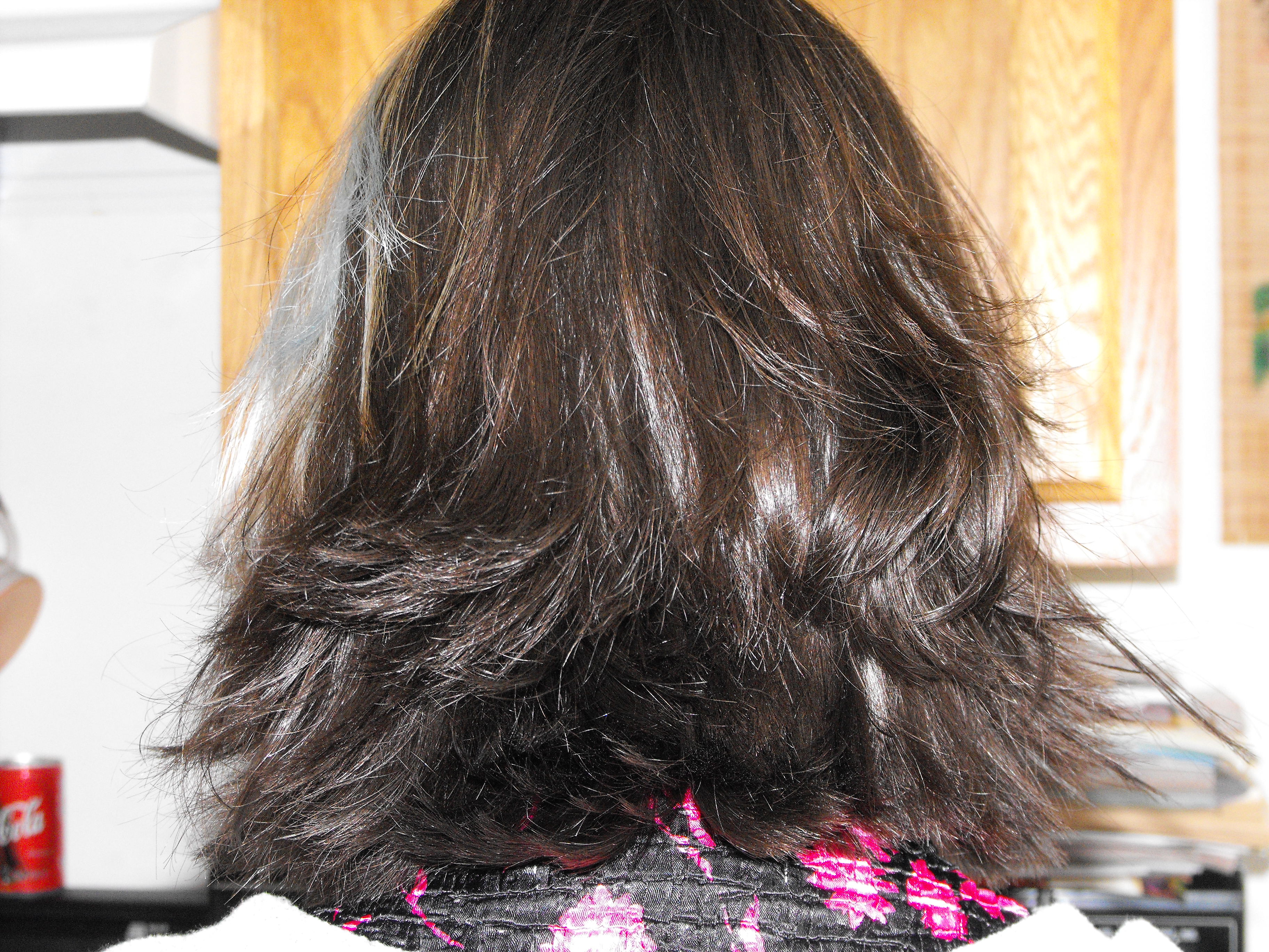 ./2009/Carina's Haircut/Carinas haircut0006.JPG